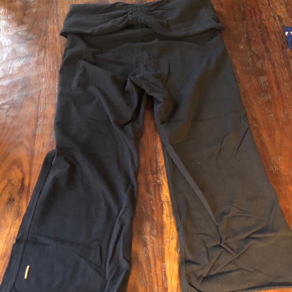 Lucy workout pants